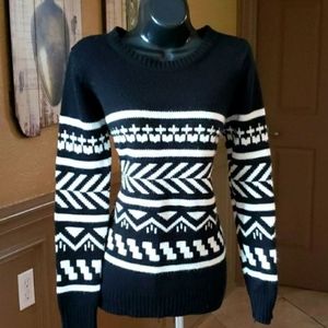 Forever 21 Winter Knit Sweater Small